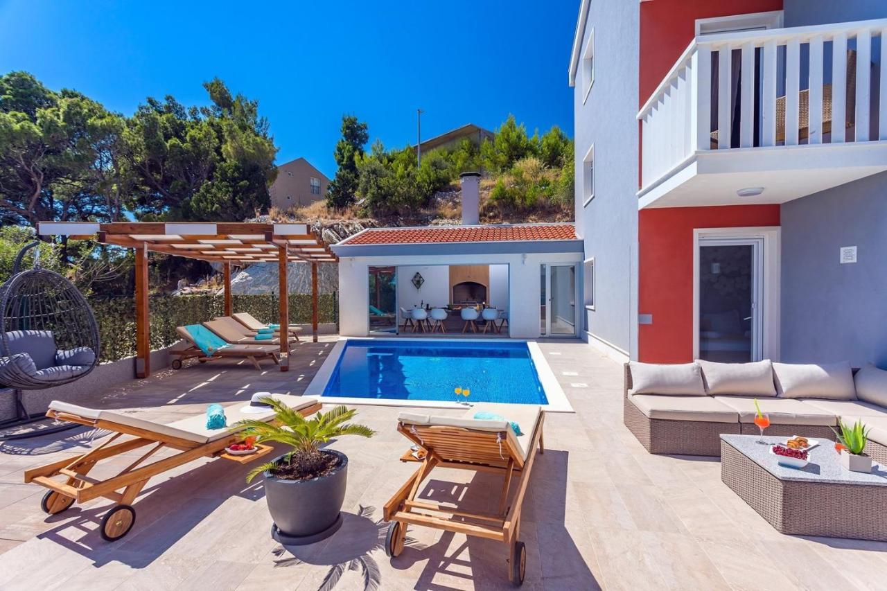 Villa Matan - Only 200M From The Sandy Beaches, Private 28M2 Pool Omis Bagian luar foto