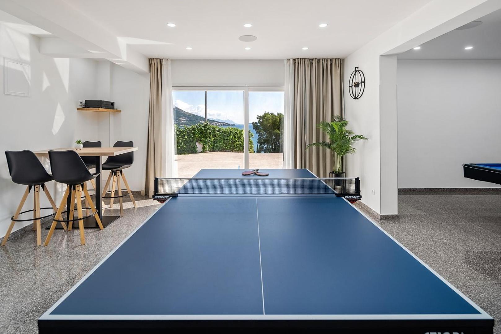 Villa Matan - Only 200M From The Sandy Beaches, Private 28M2 Pool Omis Bagian luar foto
